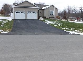 4 Douglas Dr, Rushville, NY 14544