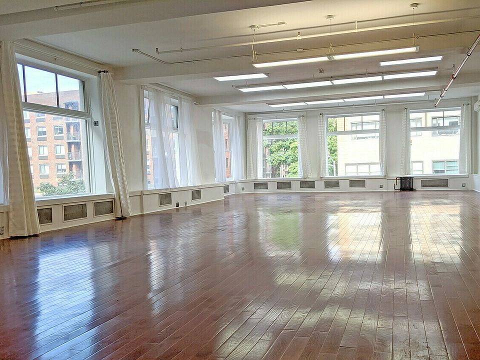 1st image of 57 W 16th St APT 3