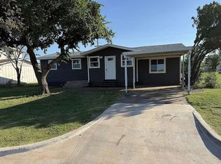 723 SW 45th St, Lawton, OK 73505