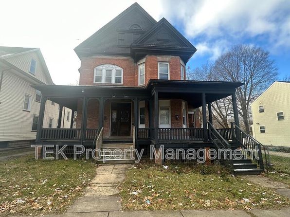 203 Fulton Ave
