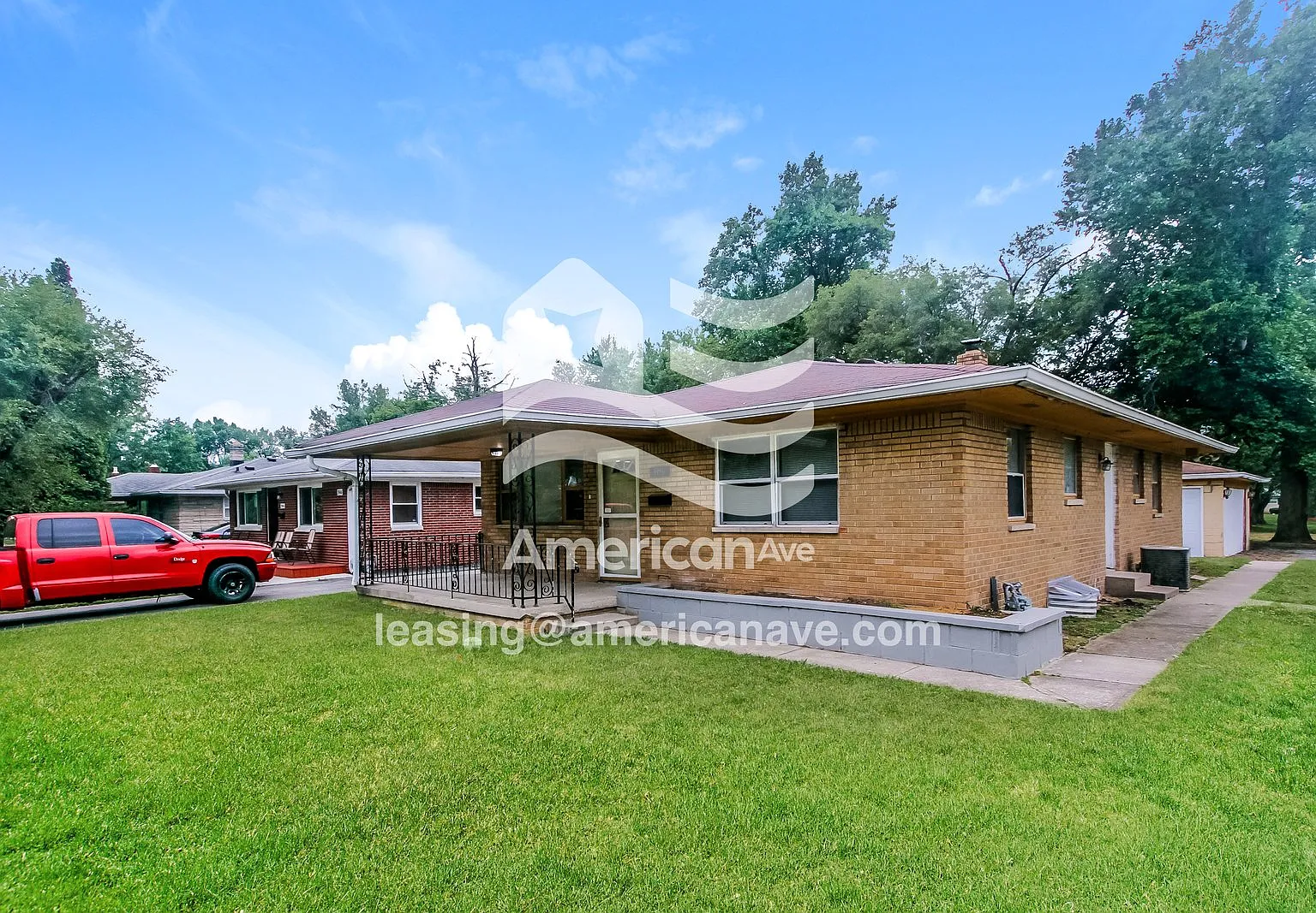 3 bed, 1.5 bath, 1210 sqft, $1,397 — Photo 2