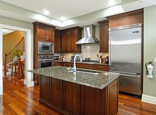 7 Oxford Lndg, Weehawken, NJ 07086