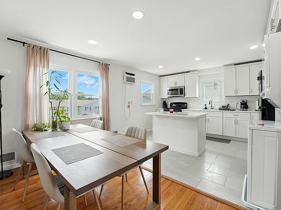 5th image of 52 River St Floor 2