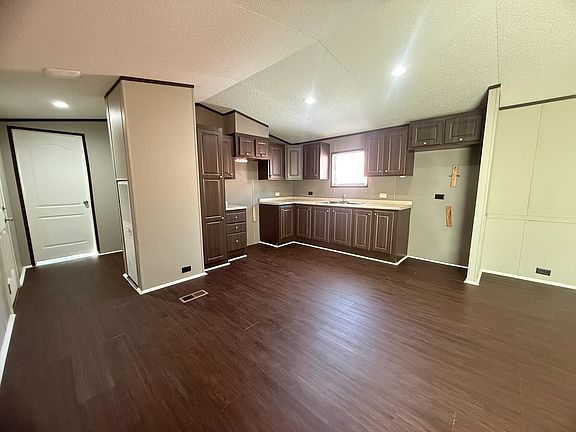 4th image of 3707 E Us Business #83-429