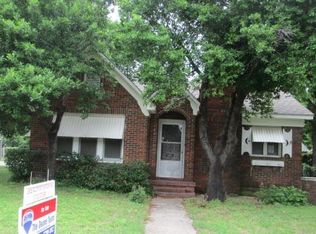 1801 N Riverside Dr, Fort Worth, TX 76111