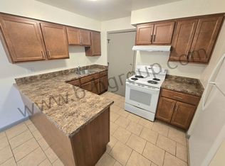 3822 45th Ave APT 7, Kenosha, WI 53144