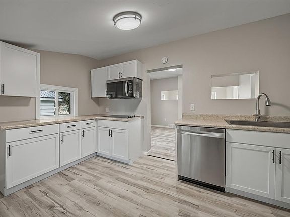 4th image of 336 Garfield Street