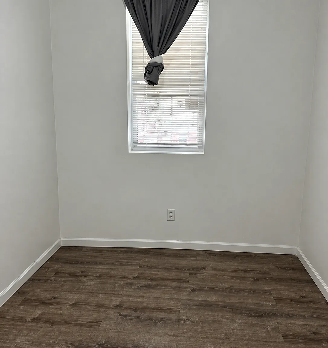 2 bed, $1,090 — Photo 3