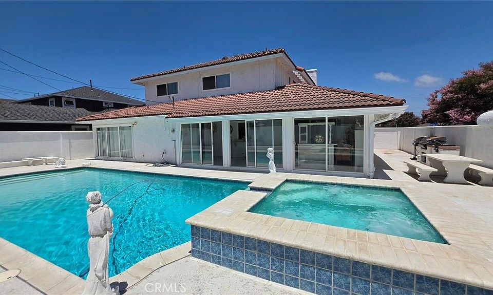 1st image of 9092 Adelia Cir