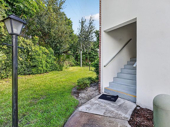 4th image of 1225 NW 21ST Street #32-3208