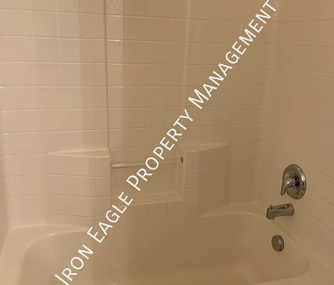 6035 W Port Ln #104 — Photo 8