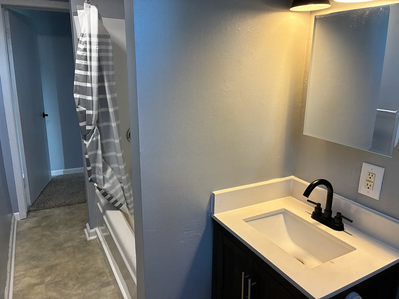2 bed, 1150 sqft, $950 — Photo 3