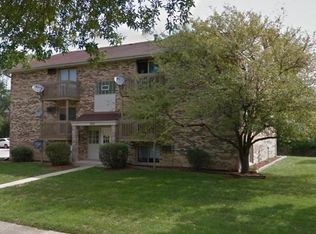 8337 Woodland Dr APT E, Darien, IL