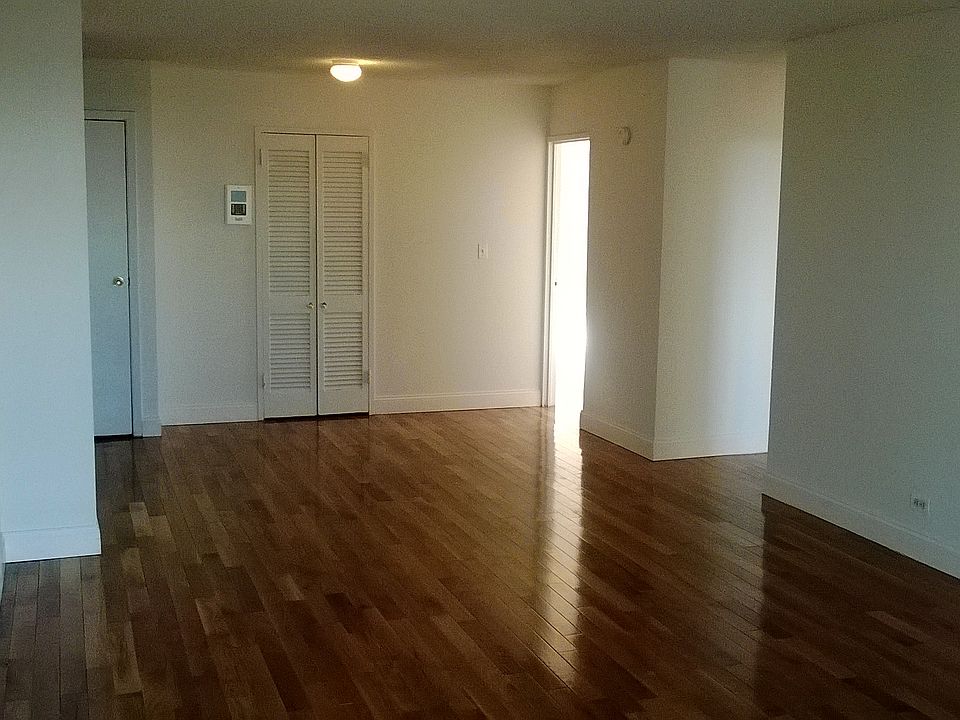 1st image of 200 E 33rd St Ph D