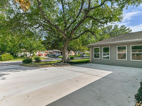 4th image of 3110 Sand Reef Lane