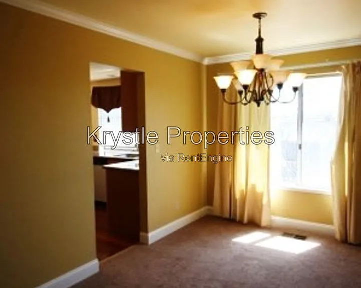 1345 Corcoran Ave — Photo 7