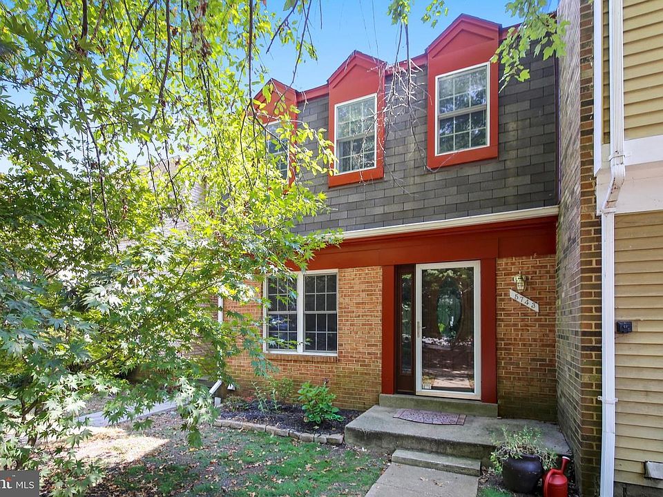 1st image of 5743 Heritage Hill Dr