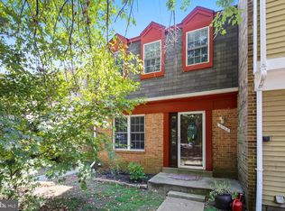5743 Heritage Hill Dr, Alexandria, VA 22310