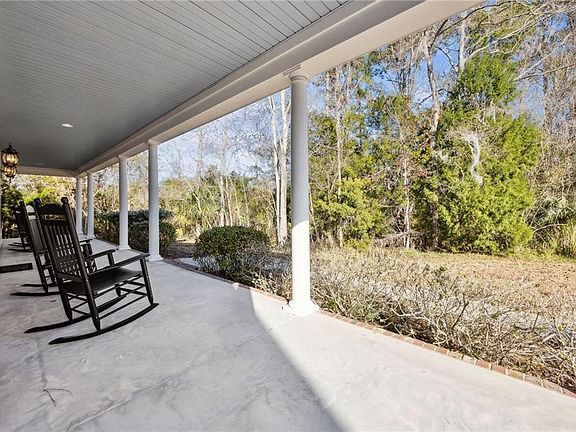5th image of 905 Towhee Pl