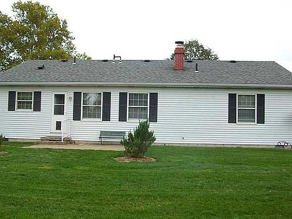 3rd image of 813 Savoie Ave