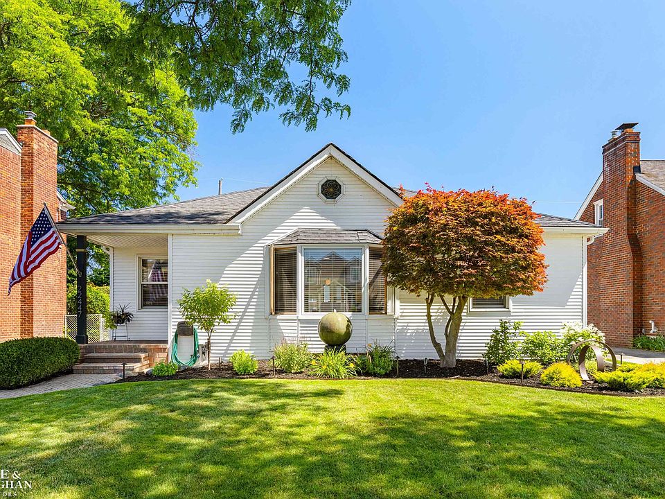 1st image of 22447 Bayview Dr