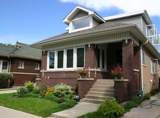 4861 N California Ave, Chicago, IL 60625