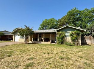 2003 N Enfield Rd, Alpine, TX 79830