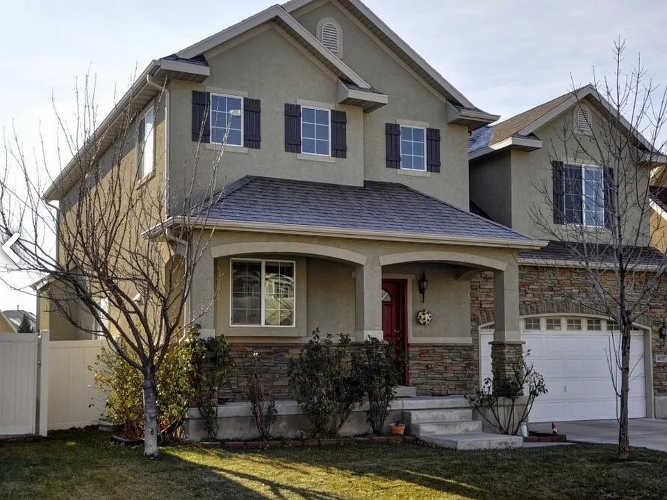 4037 W Heidelberg Ln