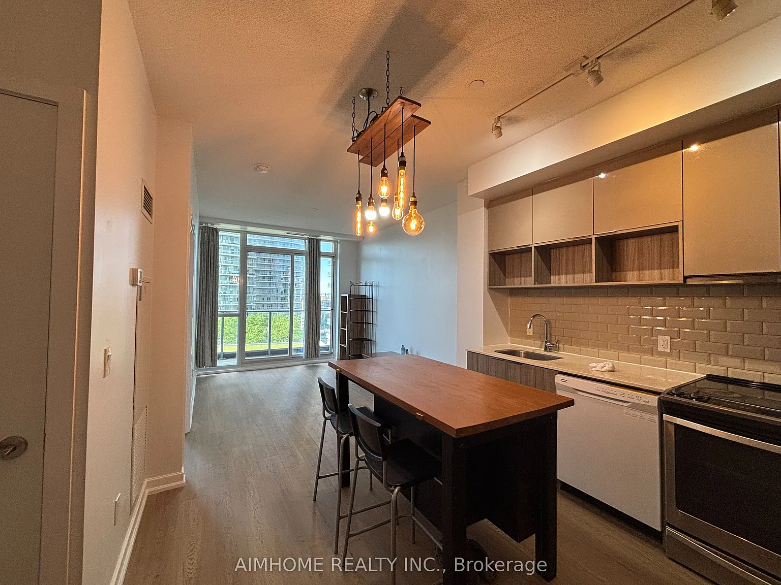 1 bed, $2,150 — Photo 4