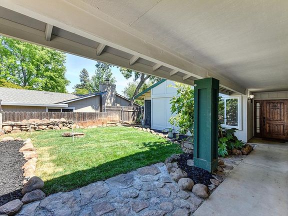 3rd image of 8934 Woodward Way