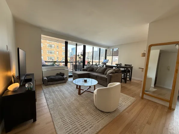 300 East 62nd Street image 1 of 8