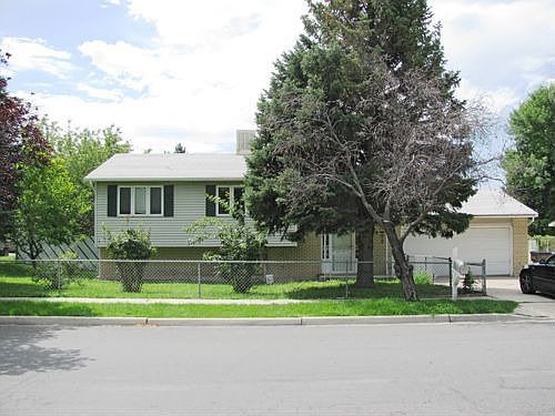1st image of 1769 W Sir James Way