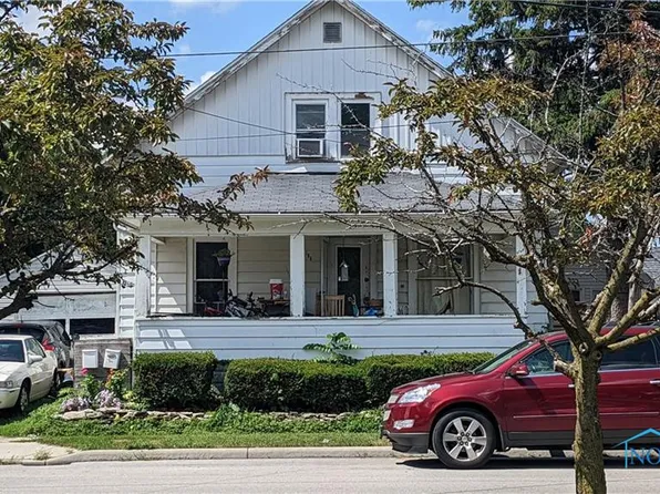 106 W Saint Clair St, Swanton, OH 43558