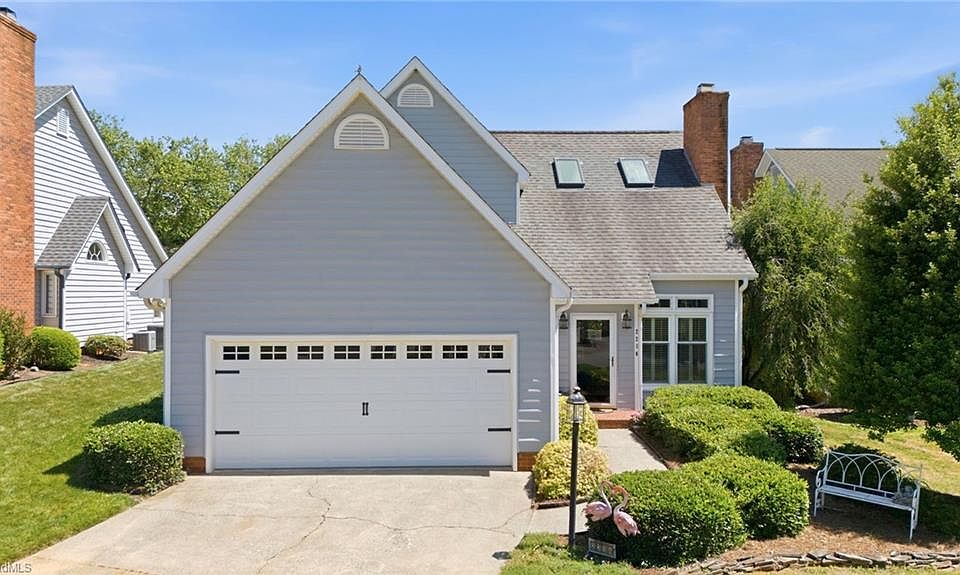 1st image of 2236 King George Ct