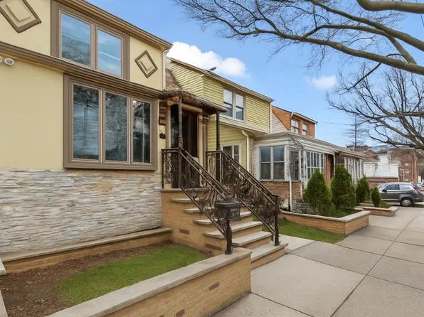 158-18 77th Avenue image 2 of 27