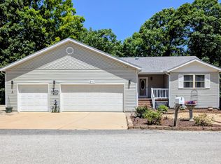 203 Queensberry Drive, Branson West, MO 65737