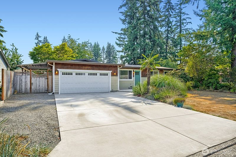 2nd image of 18529 SE 244th Place