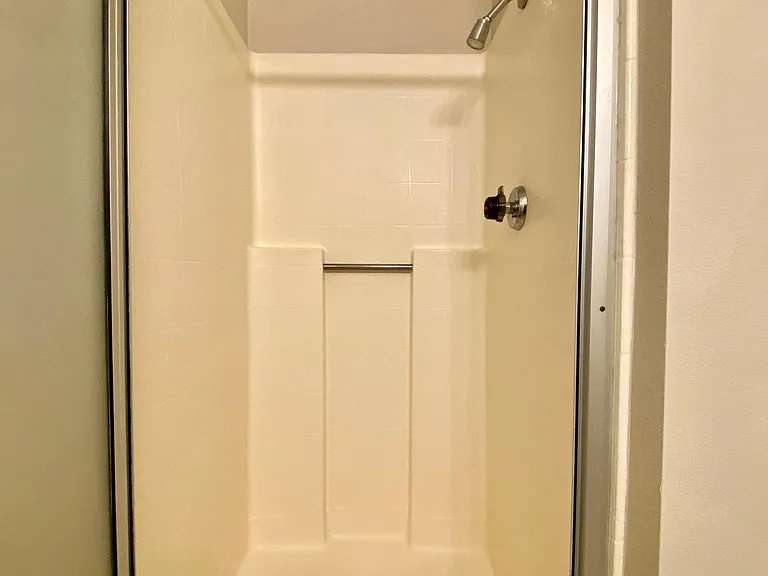 25538 Azalea — Photo 13