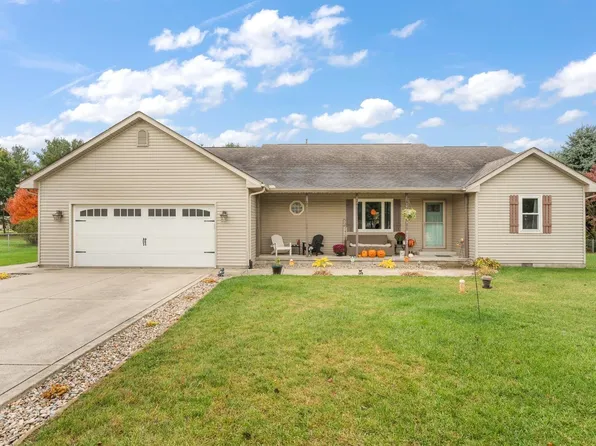 4157 Larry St, Wheatfield, IN 46392