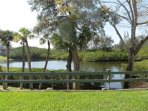 4th image of 831 Waterside Dr Unit 101