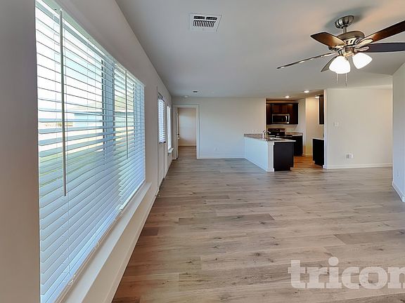 3rd image of 10105 Throttle Ln