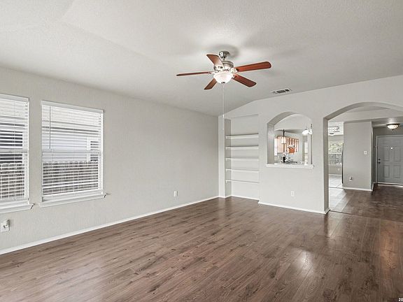 2nd image of 214 ROSWELL CYN
