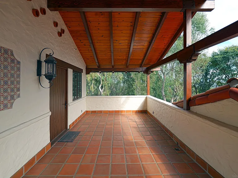 5443 Calzada Del Bosque — Photo 26