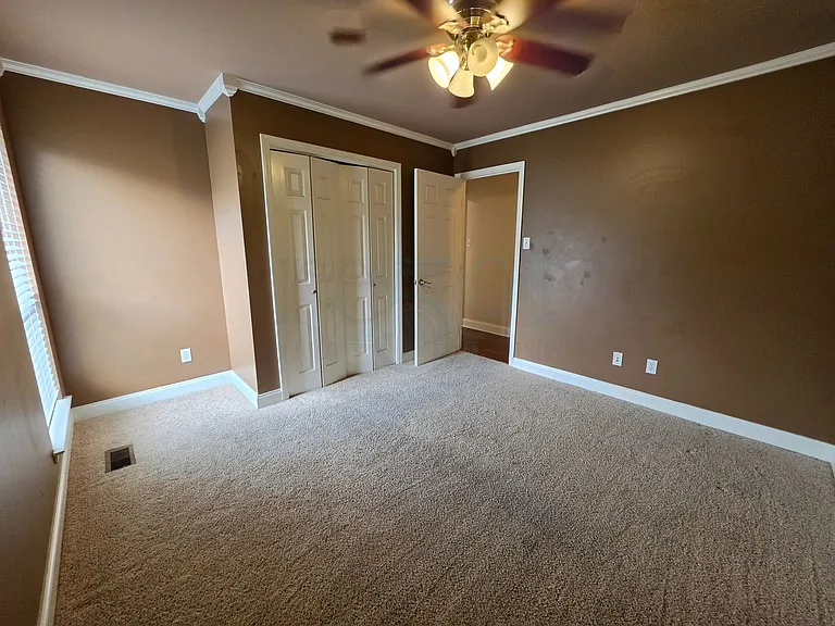 6 Woodlore Ct — Photo 21