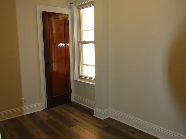 28-28 47th St #1R — Photo 8