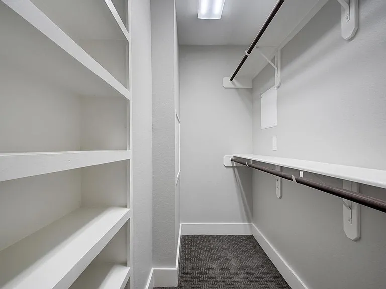 202 S College St #14 — Photo 20