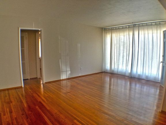 2nd image of 411 W Washington Ave