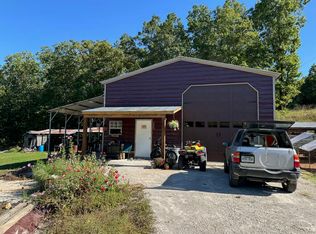 19312 State Highway M, Cassville, MO 65625