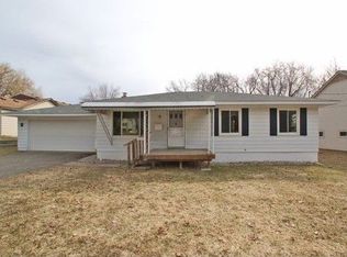 3970 Maiden Dr, Waterford, MI