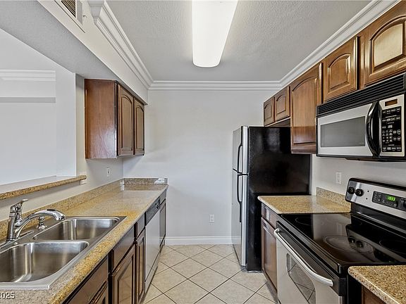 4th image of 1150 N Buffalo Dr APT 2079